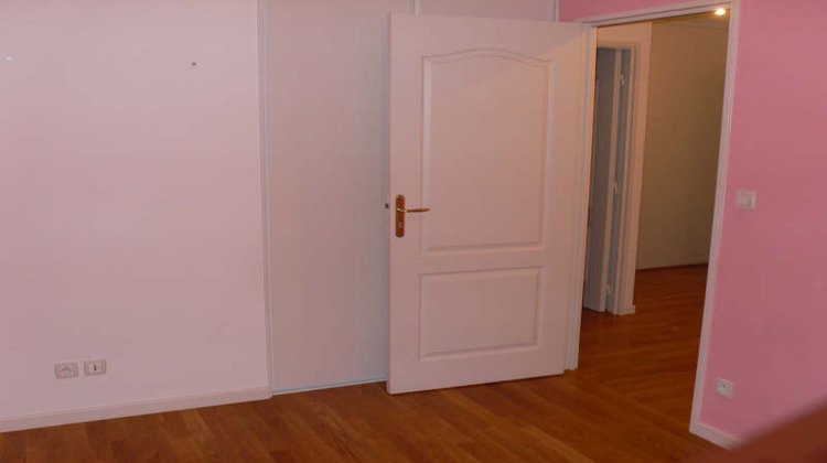 Ma-Cabane - Location Appartement CALUIRE-ET-CUIRE, 94 m²