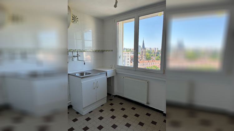 Ma-Cabane - Location Appartement CALUIRE-ET-CUIRE, 61 m²