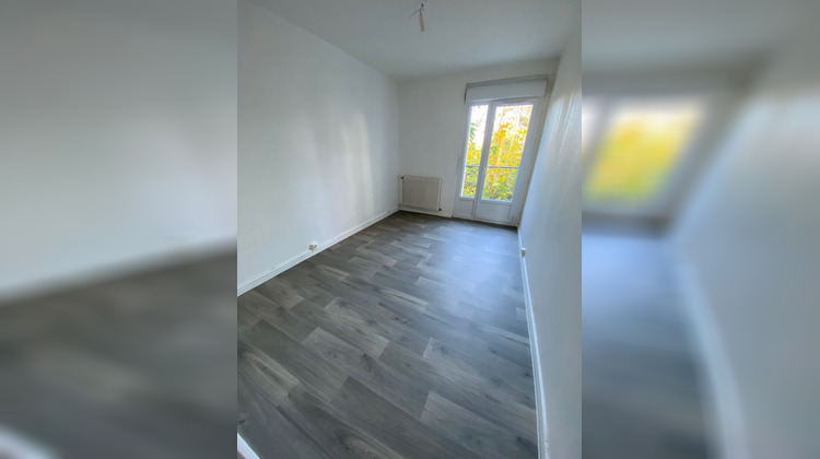 Ma-Cabane - Location Appartement CALUIRE-ET-CUIRE, 82 m²