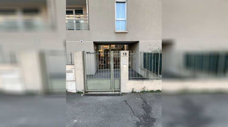 Ma-Cabane - Location Appartement CALUIRE-ET-CUIRE, 77 m²