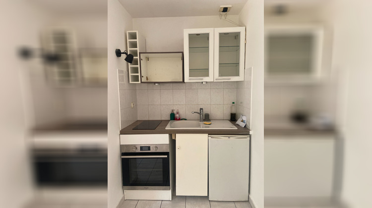 Ma-Cabane - Location Appartement CALUIRE-ET-CUIRE, 40 m²