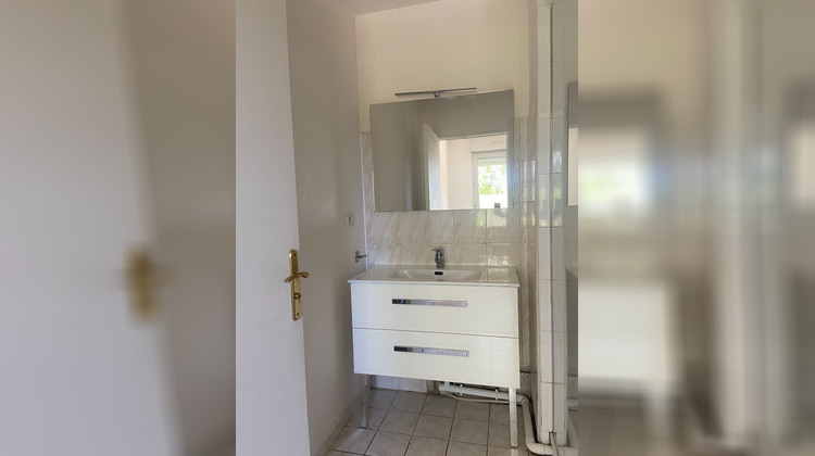 Ma-Cabane - Location Appartement CALUIRE-ET-CUIRE, 40 m²