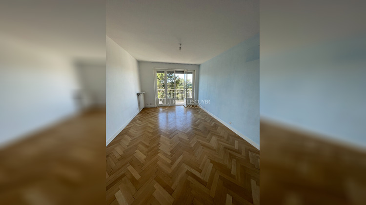 Ma-Cabane - Location Appartement CALUIRE-ET-CUIRE, 69 m²