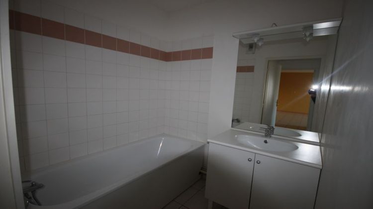 Ma-Cabane - Location Appartement CAMBRAI, 47 m²