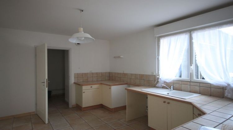 Ma-Cabane - Location Appartement CAMBRAI, 107 m²