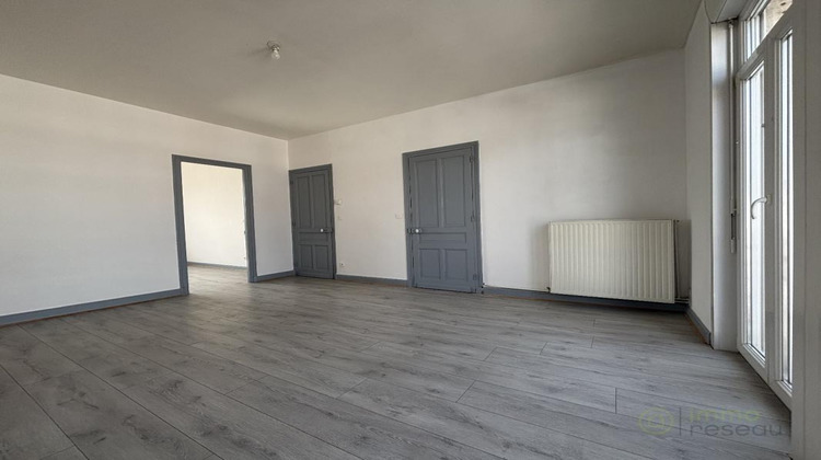 Ma-Cabane - Location Appartement CAMBRAI, 67 m²