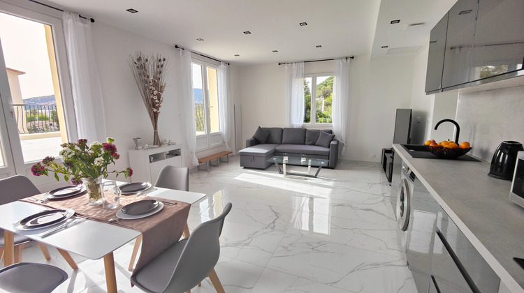 Ma-Cabane - Location Appartement CANNES, 47 m²