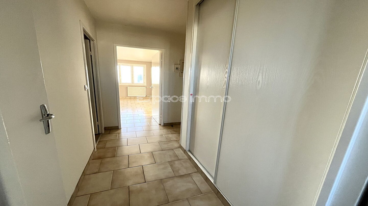 Ma-Cabane - Location Appartement CANTELEU, 38 m²