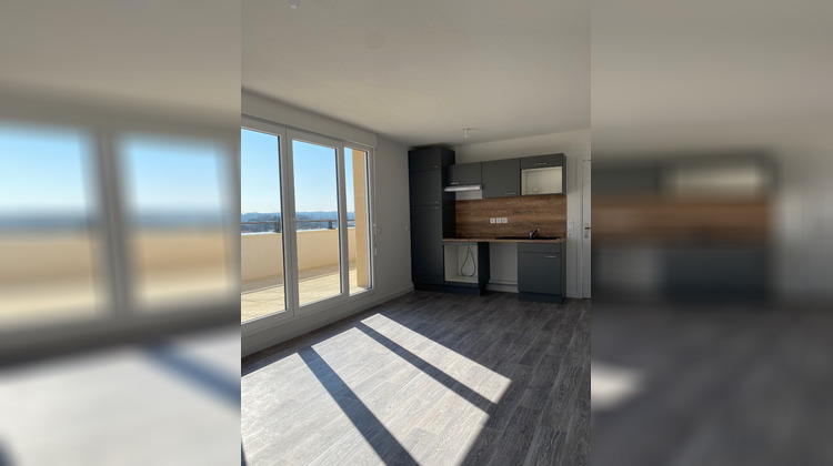 Ma-Cabane - Location Appartement CARBON-BLANC, 42 m²