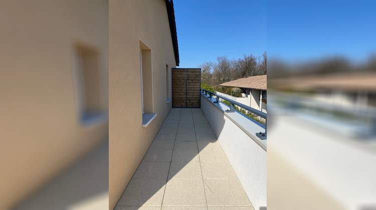 Ma-Cabane - Location Appartement CARBON-BLANC, 42 m²