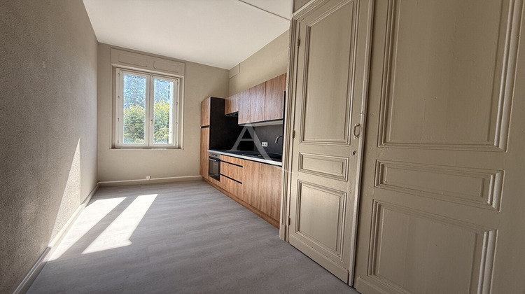 Ma-Cabane - Location Appartement CARCASSONNE, 67 m²