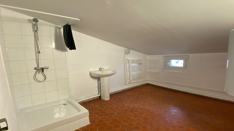 Ma-Cabane - Location Appartement CARCES, 65 m²