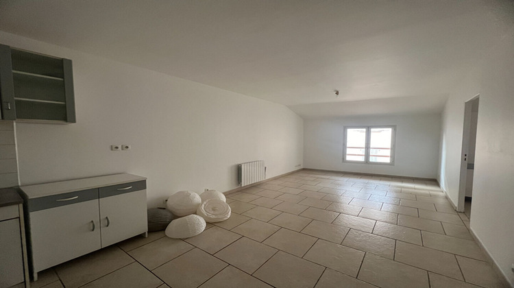 Ma-Cabane - Location Appartement CARCES, 42 m²