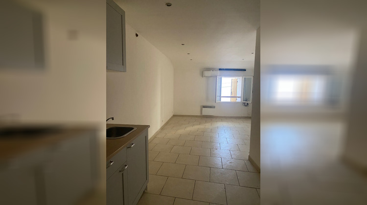 Ma-Cabane - Location Appartement CARCES, 43 m²