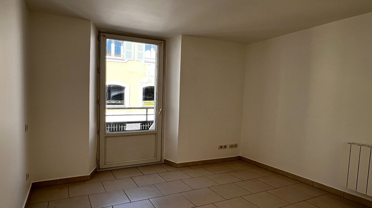 Ma-Cabane - Location Appartement CARCES, 53 m²