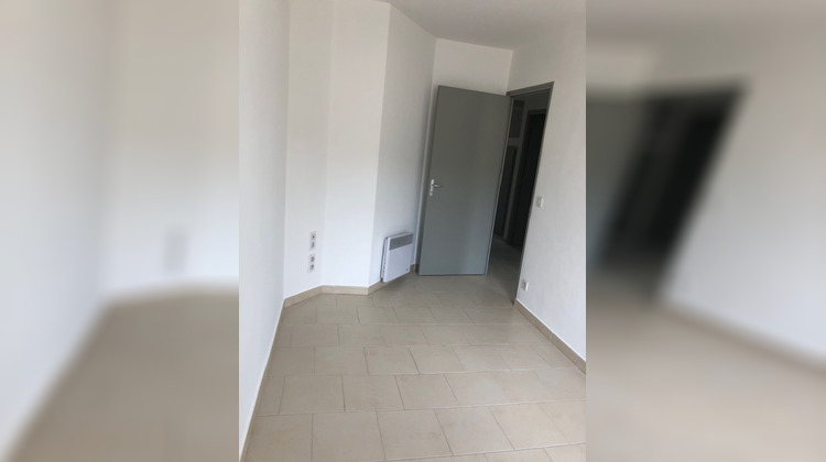 Ma-Cabane - Location Appartement CARCES, 56 m²