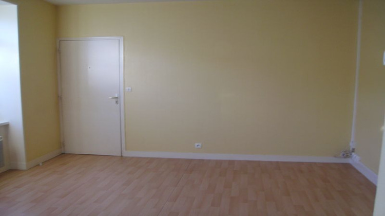 Ma-Cabane - Location Appartement CARENTAN, 45 m²