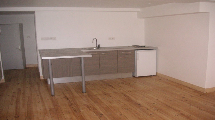 Ma-Cabane - Location Appartement CARENTAN, 25 m²