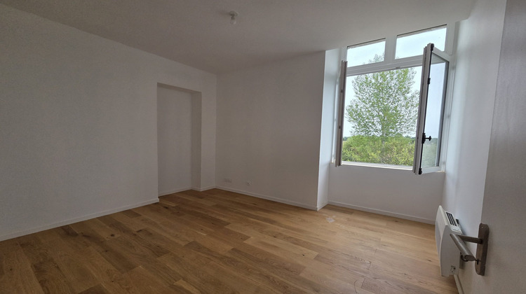 Ma-Cabane - Location Appartement Carignan-de-Bordeaux, 66 m²