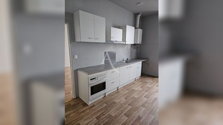 Ma-Cabane - Location Appartement CARMAUX, 94 m²