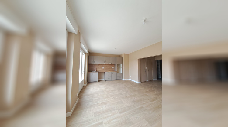 Ma-Cabane - Location Appartement Carmaux, 97 m²