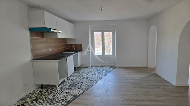 Ma-Cabane - Location Appartement CARMAUX, 80 m²