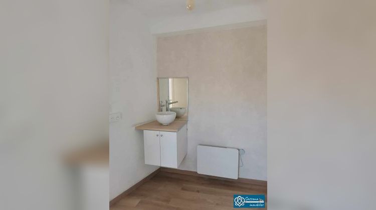 Ma-Cabane - Location Appartement Carnoules, 32 m²