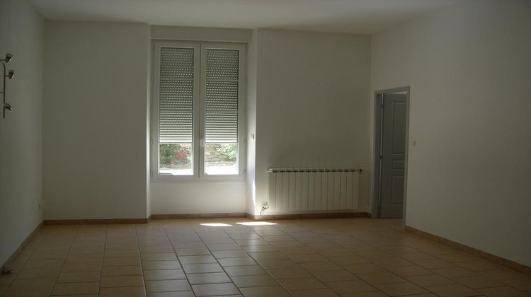 Ma-Cabane - Location Appartement Carpentras, 65 m²