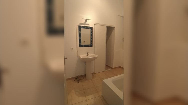 Ma-Cabane - Location Appartement Carpentras, 62 m²