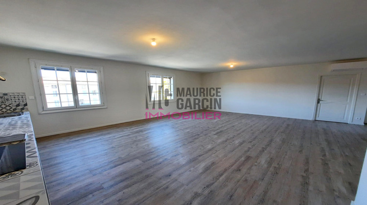 Ma-Cabane - Location Appartement CARPENTRAS, 97 m²