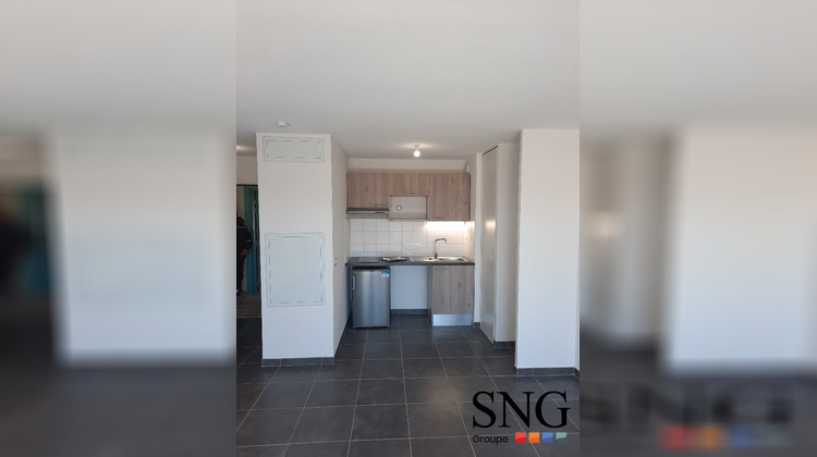 Ma-Cabane - Location Appartement Carpentras, 42 m²