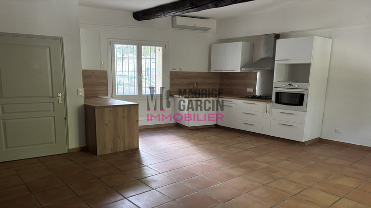 Ma-Cabane - Location Appartement Carpentras, 52 m²
