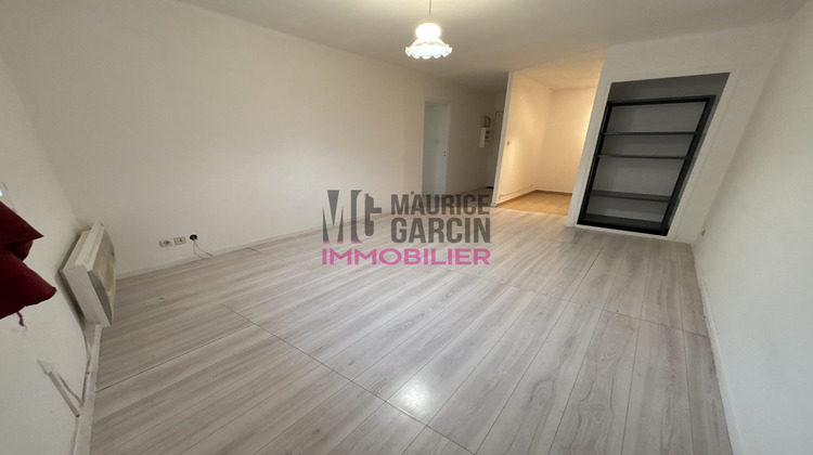 Ma-Cabane - Location Appartement CARPENTRAS, 50 m²