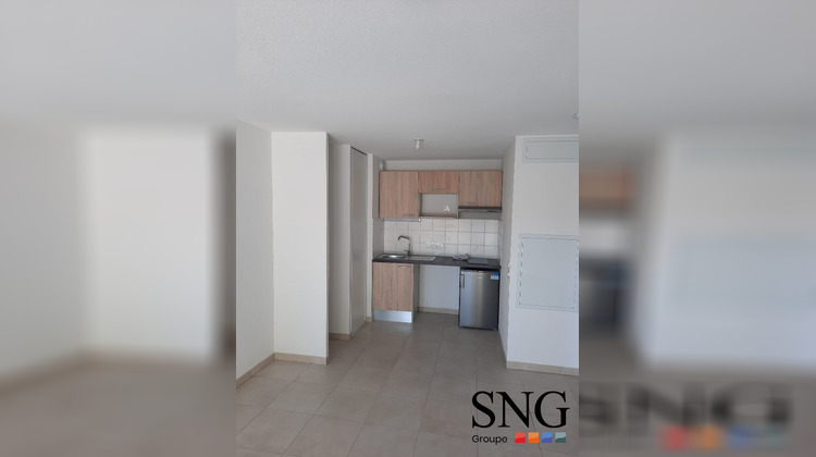 Ma-Cabane - Location Appartement Carpentras, 42 m²
