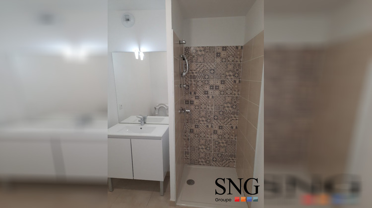 Ma-Cabane - Location Appartement Carpentras, 42 m²