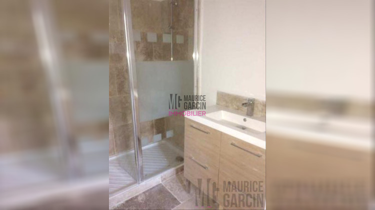 Ma-Cabane - Location Appartement Carpentras, 64 m²