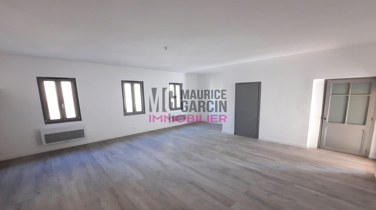 Ma-Cabane - Location Appartement Carpentras, 97 m²