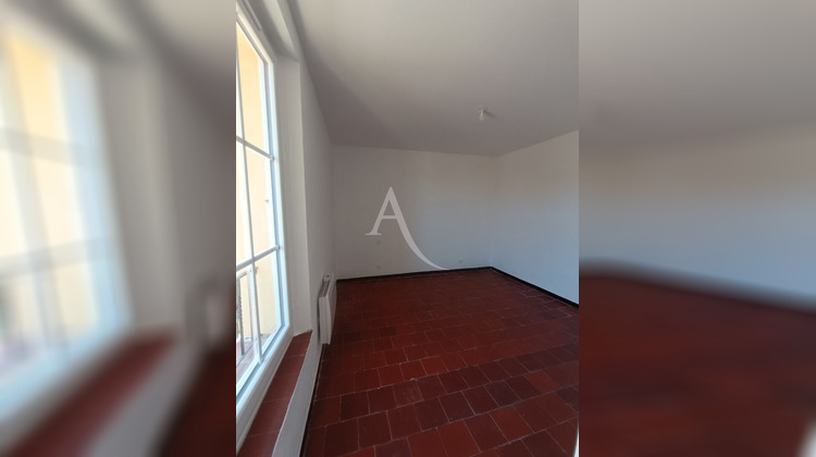 Ma-Cabane - Location Appartement CARQUEIRANNE, 60 m²