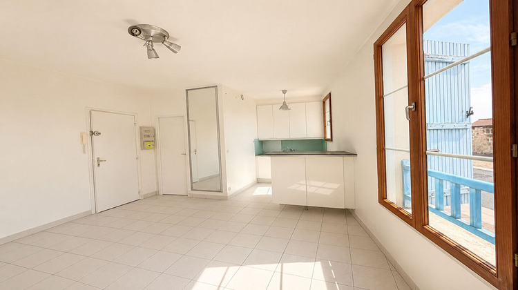 Ma-Cabane - Location Appartement CARRIERES-SUR-SEINE, 21 m²
