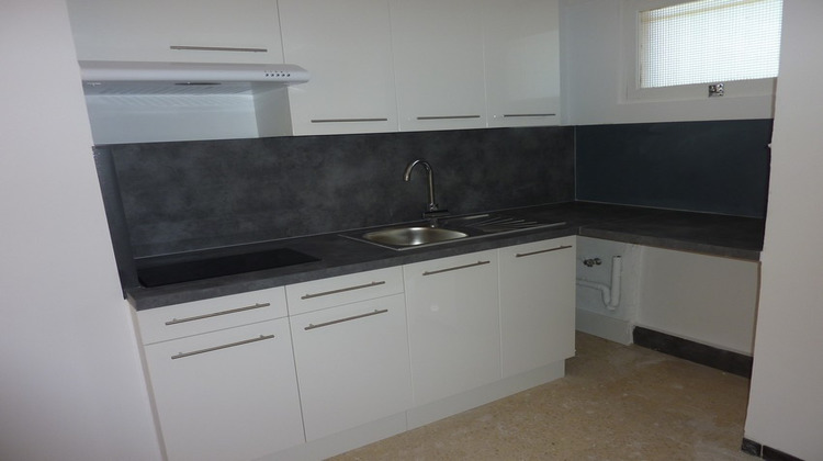 Ma-Cabane - Location Appartement Cassis, 35 m²