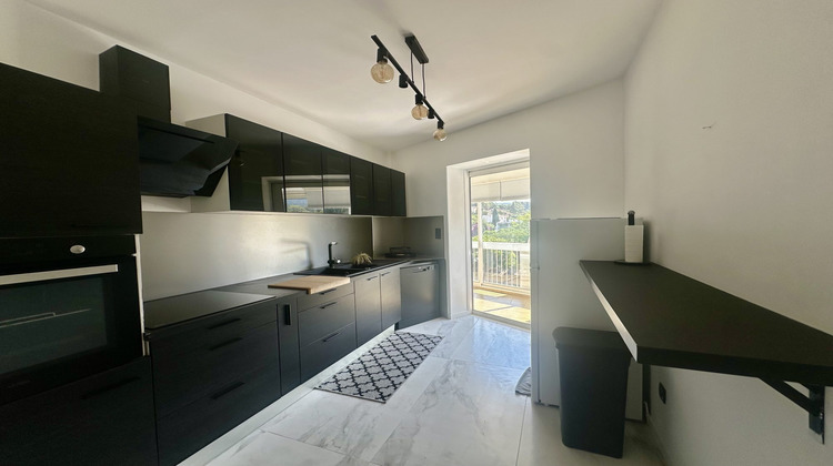 Ma-Cabane - Location Appartement Cassis, 67 m²