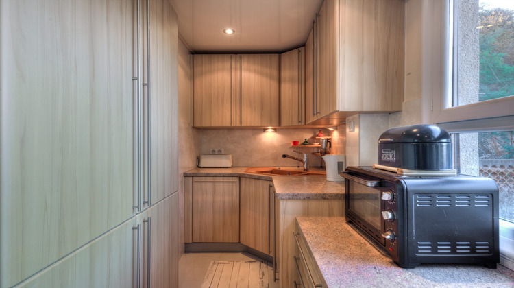 Ma-Cabane - Location Appartement Castagniers, 74 m²
