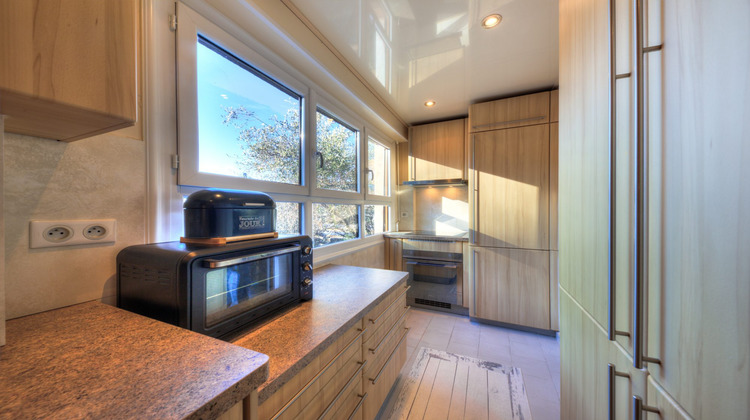 Ma-Cabane - Location Appartement Castagniers, 74 m²