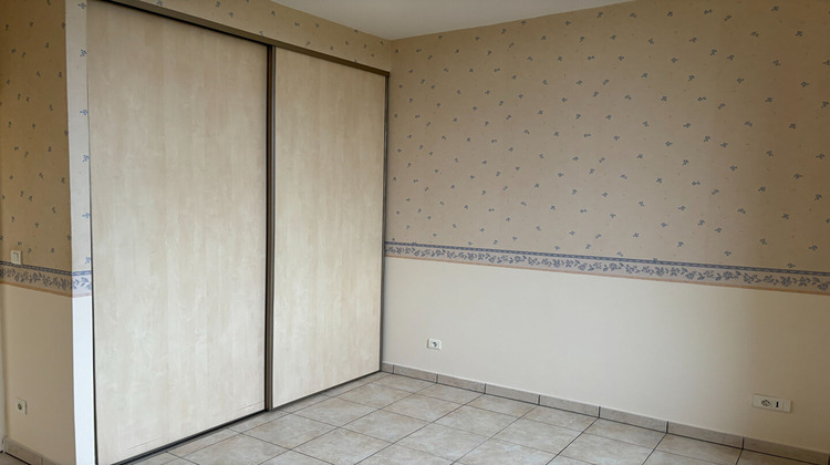 Ma-Cabane - Location Appartement CASTELFRANC, 53 m²