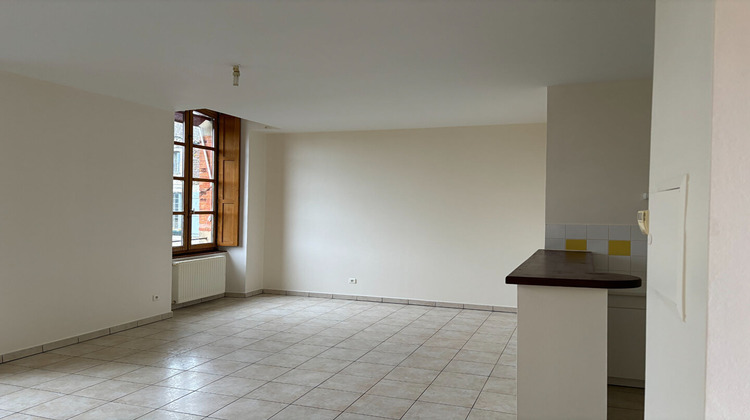 Ma-Cabane - Location Appartement CASTELFRANC, 53 m²
