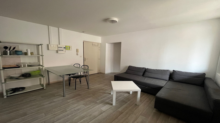 Ma-Cabane - Location Appartement CASTELMORON-SUR-LOT, 30 m²