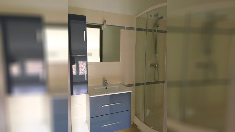 Ma-Cabane - Location Appartement CASTELMORON-SUR-LOT, 35 m²