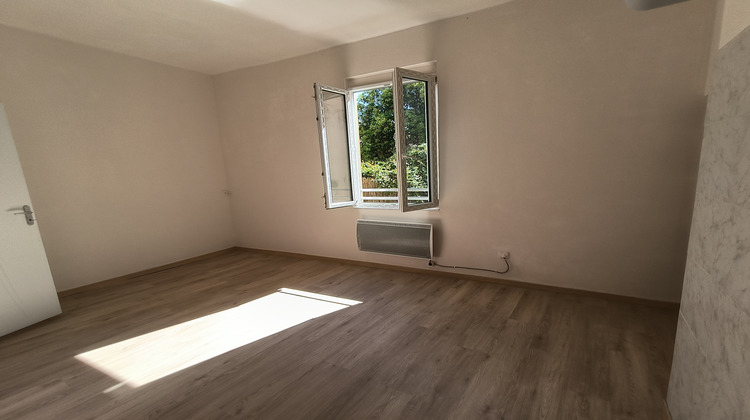 Ma-Cabane - Location Appartement Castres, 37 m²