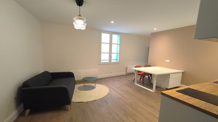 Ma-Cabane - Location Appartement Castres, 31 m²