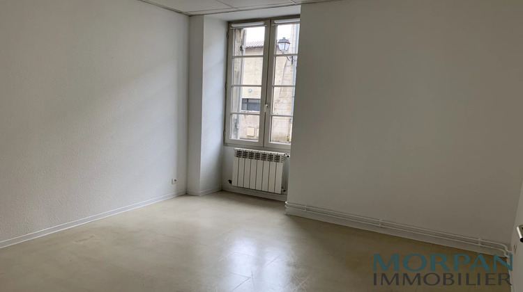 Ma-Cabane - Location Appartement Castres-Gironde, 58 m²